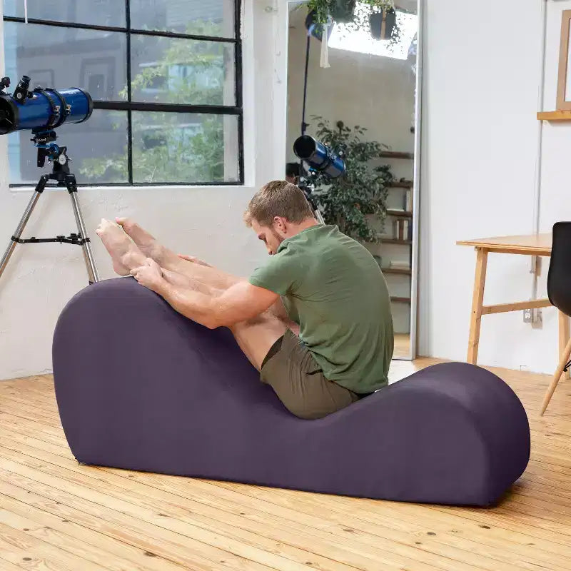 Avana Sleek Yoga-Chaiselongue – hergestellt in den USA – ideal zum Dehnen, Entspannen, Trainieren und mehr, 60T x 18B x 26H Zoll, Hellgrau
