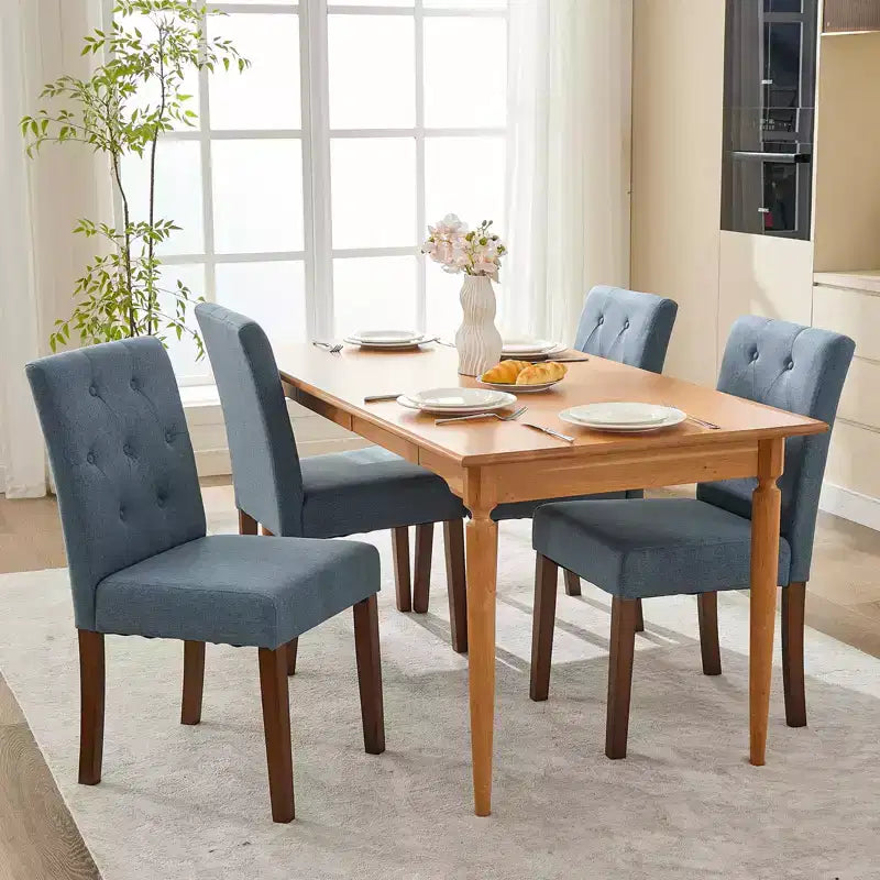 Parsons Esszimmerstühle mit Knopfheftung, 6er/4er-Set – Polsterstühle aus Stoff mit Holzbeinen & gepolsterten Sitzen – Wohnzimmer- und Küchenmöbel