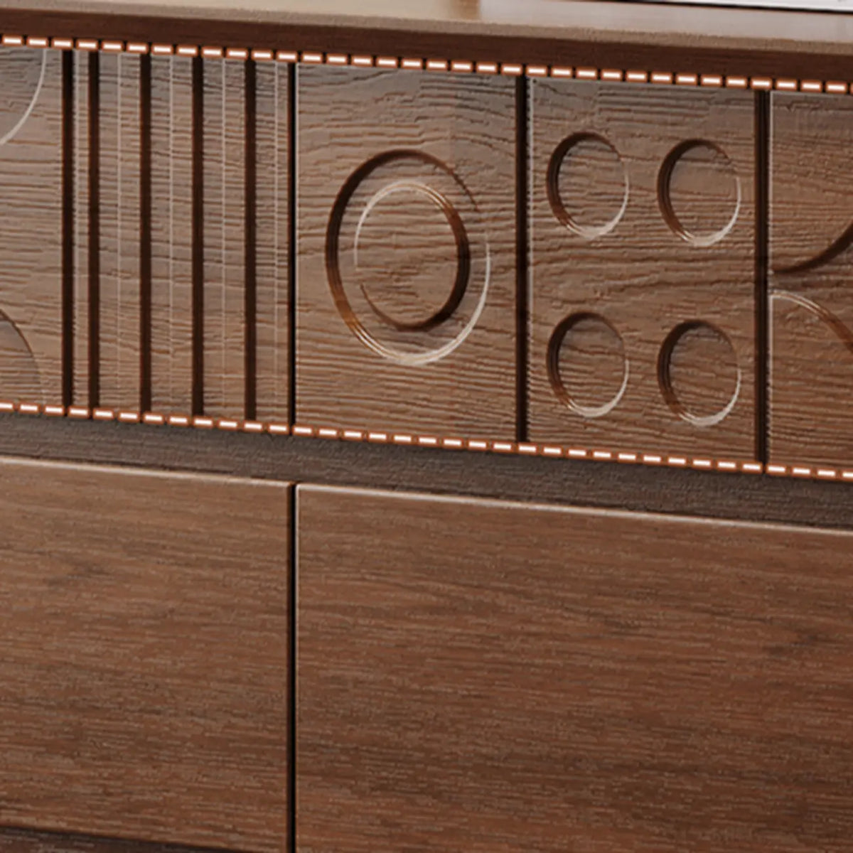 Art-déco-inspirierte Holzkommode mit geometrischen Schnitzereien