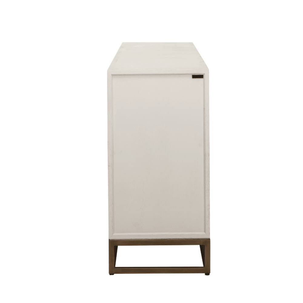 Cremefarbenes Sideboard aus Eichenfurnier mit 4 Türen und Messingdetails